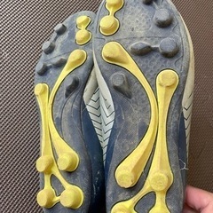 umbro サッカースパイク 24cm の画像