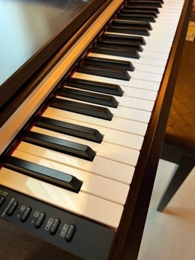 電子ピアノ YAMAHA
