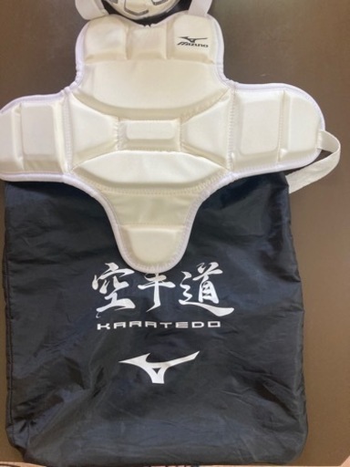 (ほぼ新品)小学生におすすめ、空手防具セット(代理出品)