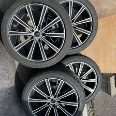 決まりました！アウディA4アバントで使用　OZ X-LINE ラウンジ　18インチ　225/45R18 8J+48
