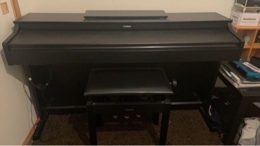 YAMAHA 電子ピアノ