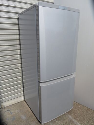17【愛知店舗・清掃済】　三菱　146L　冷蔵庫　2016年