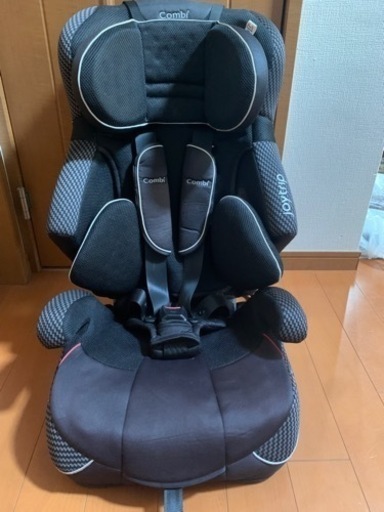 受付終了）美品（使用頻度少）　コンビ ジョイトリップ  エッグショック　combi チャイルドシート ジュニアシート エアーブラック　