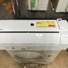 K04305　2021年製　シャープ　中古エアコン　主に6畳用　冷房能力　2.2KW ／ 暖房能力　2.5KW