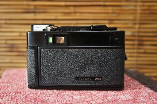 MINOLTA　HI-MATIC　AF-D　　　昔の簡単カメラ　　送料100円