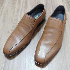 本革の革靴　新品　25cm位