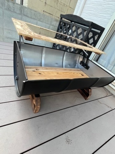 【特価】ドラム缶 リメイクテーブル　天板ガラス跳ね上げ