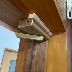 戸のソフトダンパー　強く閉めても静かに閉まる