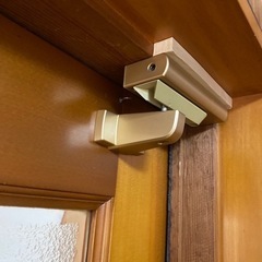 戸のソフトダンパー　強く閉めても静かに閉まるの画像