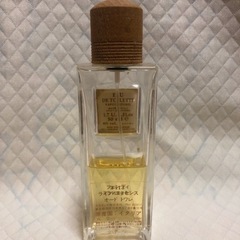 FENDI  ライフ エッセンス 50ml ボトルの画像
