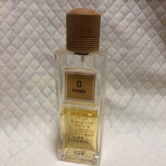 FENDI  ライフ エッセンス 50ml ボトル