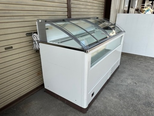 富士電機　業務用　冷凍/冷蔵庫ショーケース　２８０L　キャスター付き　３相２００Ｖ　２０１５年製　ＵＳＺＴＬ７９ＡＣ－０５０ＢＬ