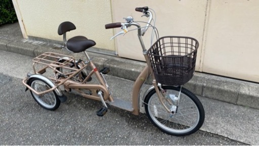 三輪自転車 サギサカ こげーるlivelyⅢ 3段変速 定価14万円