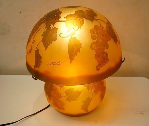 ガレ風 テーブルスタンド 直径30×高さ34cm ガラス スタンドライト 植物 果物 果実 点灯確認済み  札幌市 清田区 平岡