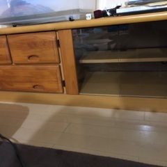 テレビラック