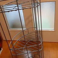 スチールラックの画像