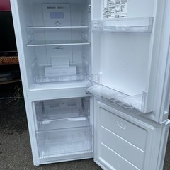 福岡市内配送無料 2022年式 140L ファン式2ドア冷蔵庫 WH(NTR-