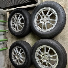 ミニバン用タイヤホイールセットほぼタイヤ新品