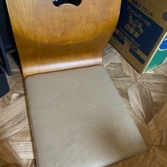 座椅子☆4脚あります☆一脚の値段です☆まとめ売り大歓迎