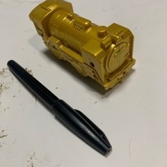 プラレール ひみつのおもちゃ蒸気機関車 D51ゴールドバージョンの画像