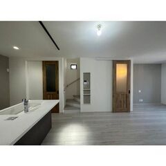 🟣新築戸建🟣 【環状線「鶴橋」歩5分】３階建て●３ＬＤＫ＋Ｓ●車...