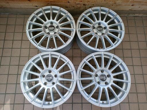 OZレーシング18×8JPCD120 シビックタイプR（FK8、FL5）BMW