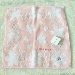 新品 ハンカチ ローラアシュレイ ハンドタオル