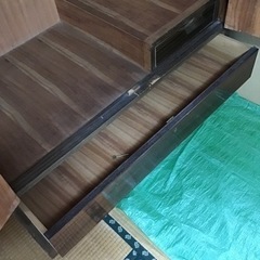 昭和レトロなタンスの画像