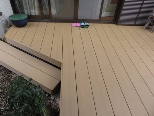 愛媛県　外構　ウッドデッキ　お洒落　LIXIL レストステージ　樹脂　各サイズ　施工費　税込み　腐らない
