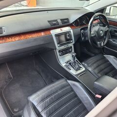 パサートCC　V6　4モーション　H21　車検6/3　走行92000ｋ　黒革スポーツシート　純正ＨＤＤナビ　ＥＴＣ　前後コーナーセンサー　17ＡＷ　キセノン＆フォグ　ディーラー整備車の画像
