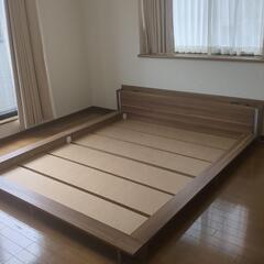 フロアローベッドフレーム　クイーン　引渡決定