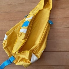 斜め掛け　リュックの画像