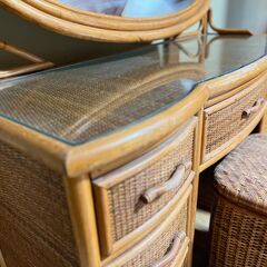 ラタンドレッサー 化粧台 籐家具 古家具 ヴィンテージ　昭和レトロの画像