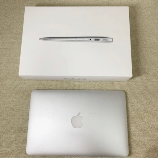 決まりました。MacBook Air 11インチLEDバックライトワイドスクリーン
