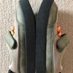 新品未使用スニーカー☆16㎝の画像