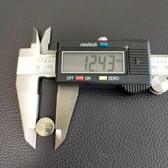 新品未使用ノギス 200mmデジタルノギス 測定ジョウが長い 大画面大文字表示 ステンレス製 長い20cm   コンパクトで保管や持ち運び便利の画像