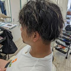 メンズ大変身企画(^o^)ツイスト、メッシュ、フェードカット