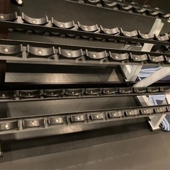 ダンベル棚