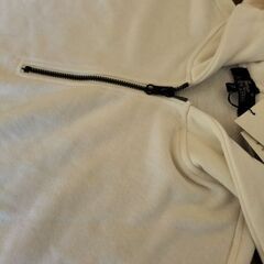 BENO ジップパーカー ホワイト F 新品未使用品タグ付きの画像