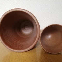有田焼◇陶器製の花瓶とアルコールグラスのセットの画像