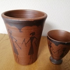 有田焼◇陶器製の花瓶とアルコールグラスのセットの画像