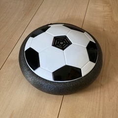 浮くサッカーボール⚽️室内で遊べます🌸