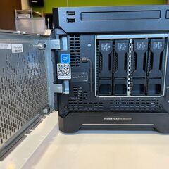 【値下げ】HP製 ProLiant MicroServer GEN8 キューブ型サーバーの画像