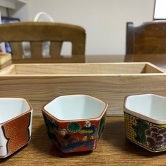 【取引中】九谷焼　おちょこセットの画像
