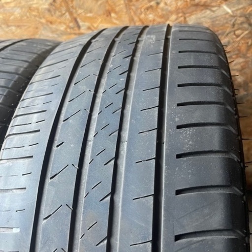 WINRUN R330 215/40R18 夏タイヤ　2020年製　18インチ　2本セット