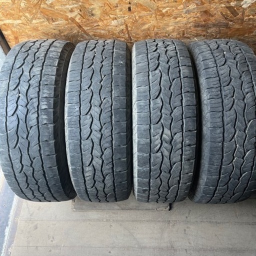 バリ山　DUNLOP ダンロップ　GRANDTREK AT5 245/65R17 夏タイヤ　2021年製　17インチ　ホワイトレター