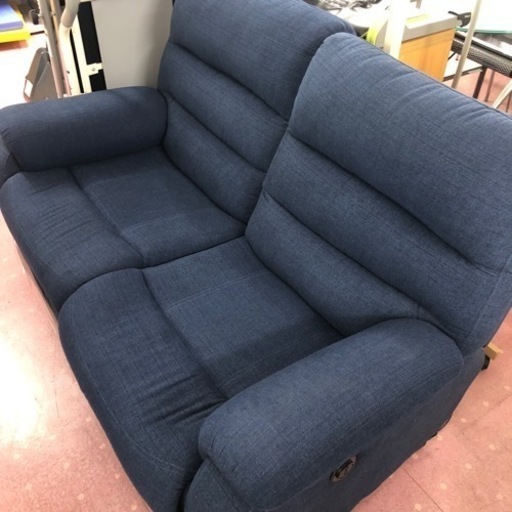 紺色2人用ソファー