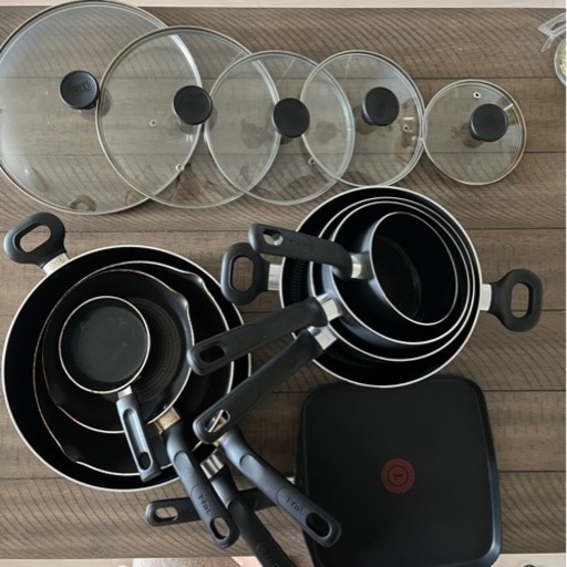 T-fal フライパン、鍋、蓋14点セット(*ガス火専用です)