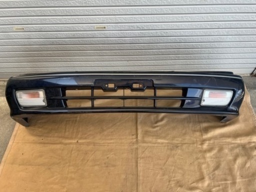 日産　NISSAN y31 セドリック　フロントバンパー