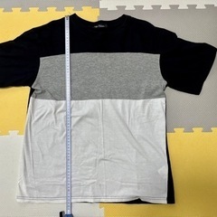 【お取引中】メンズTシャツの画像